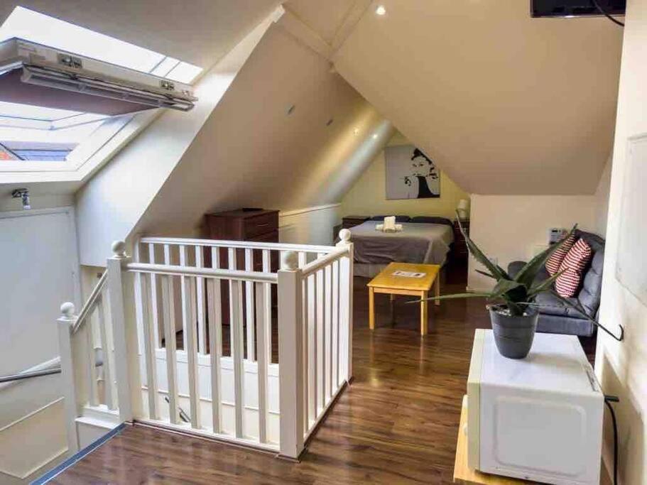 Studio 69 London Ngoại thất bức ảnh